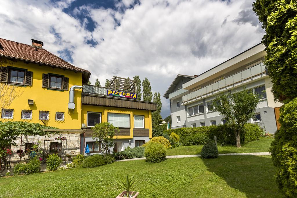 Gaestehaus Krappinger/Pizzeria Mamma Mia Ossiach Zewnętrze zdjęcie